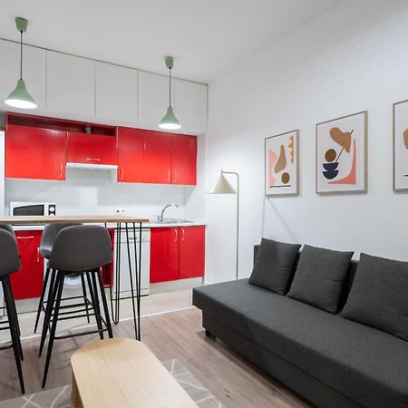 Apartamento En Chueca Para 4 Personas Alquiler Temporal Madrid Extérieur photo