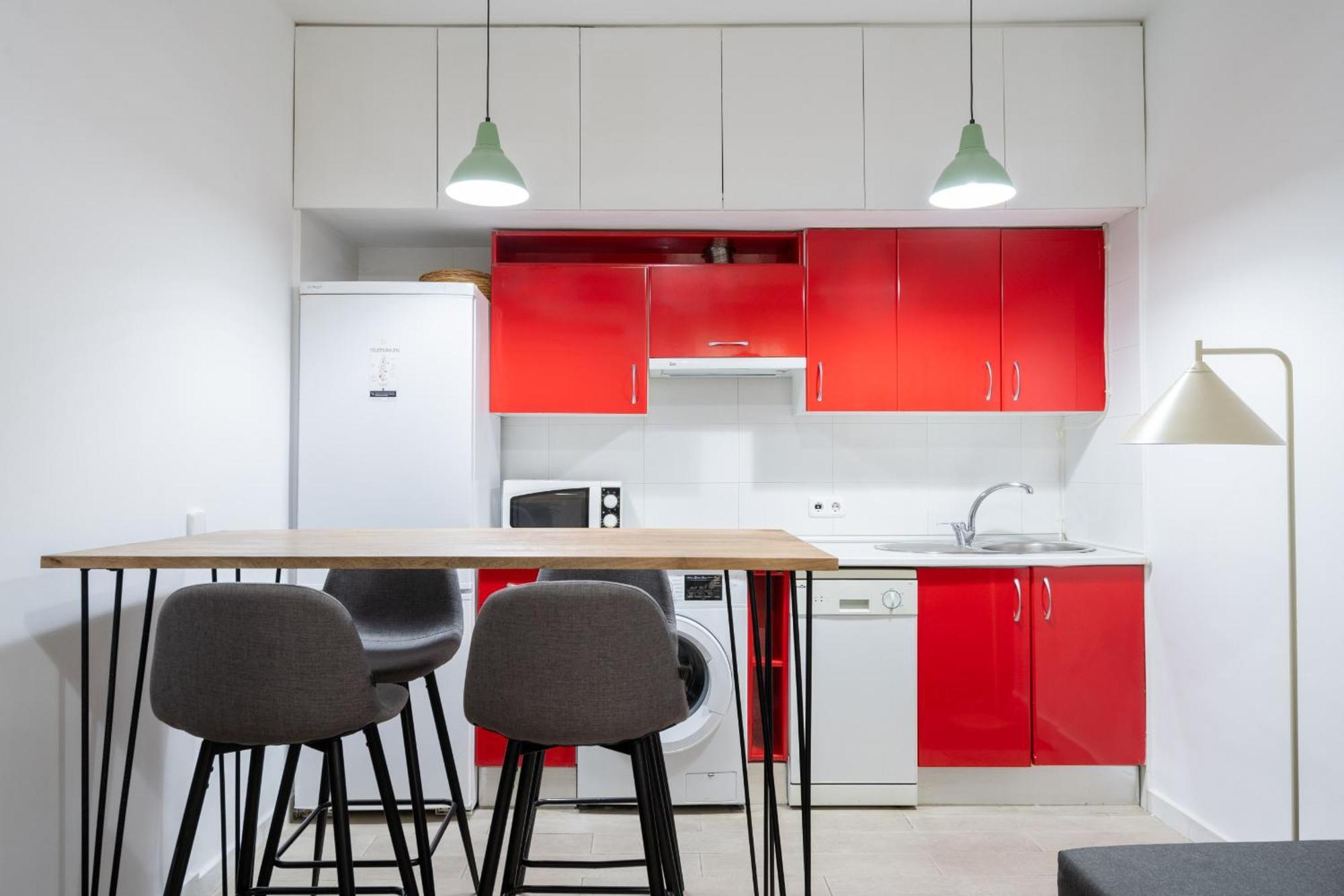 Apartamento En Chueca Para 4 Personas Alquiler Temporal Madrid Extérieur photo