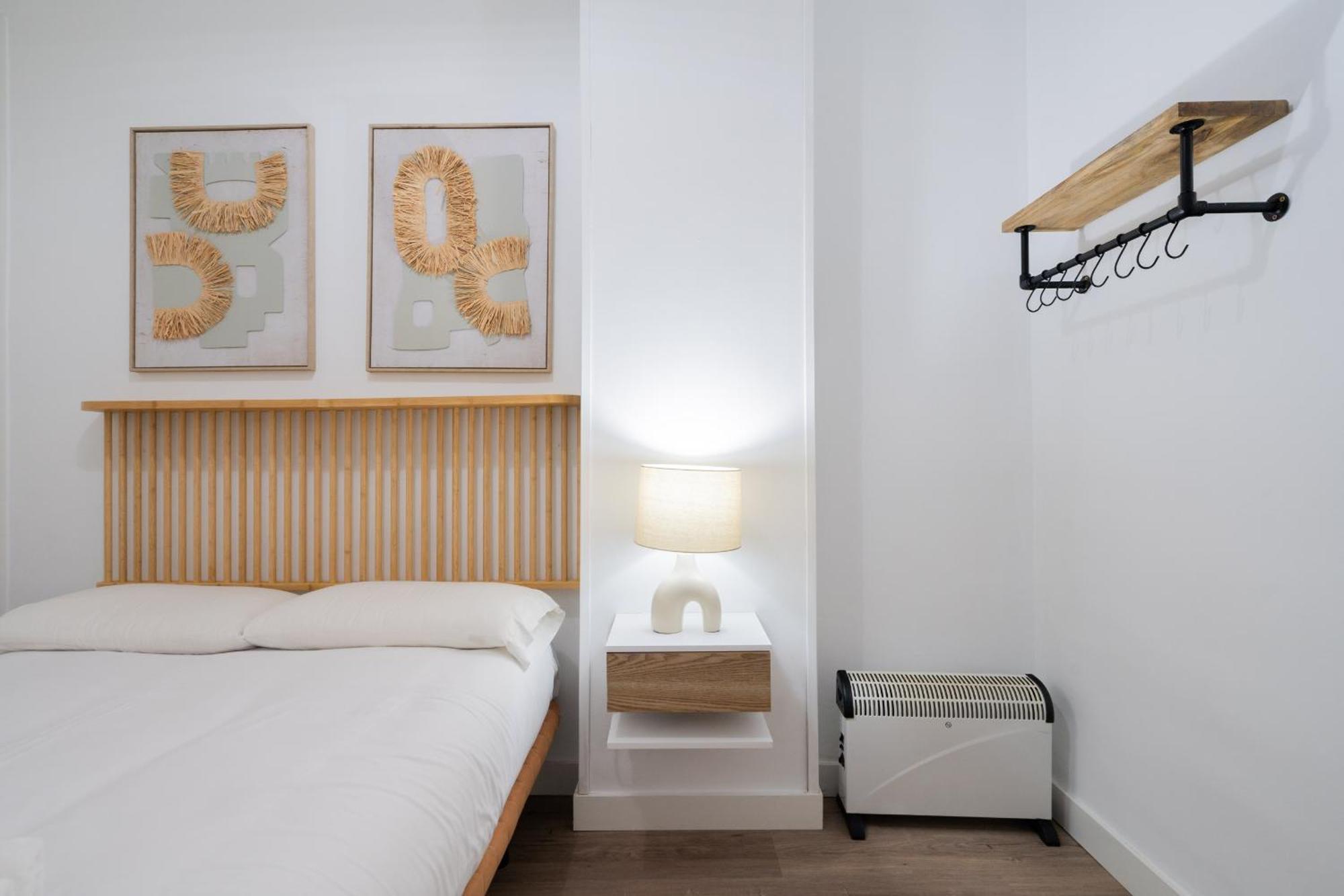 Apartamento En Chueca Para 4 Personas Alquiler Temporal Madrid Extérieur photo