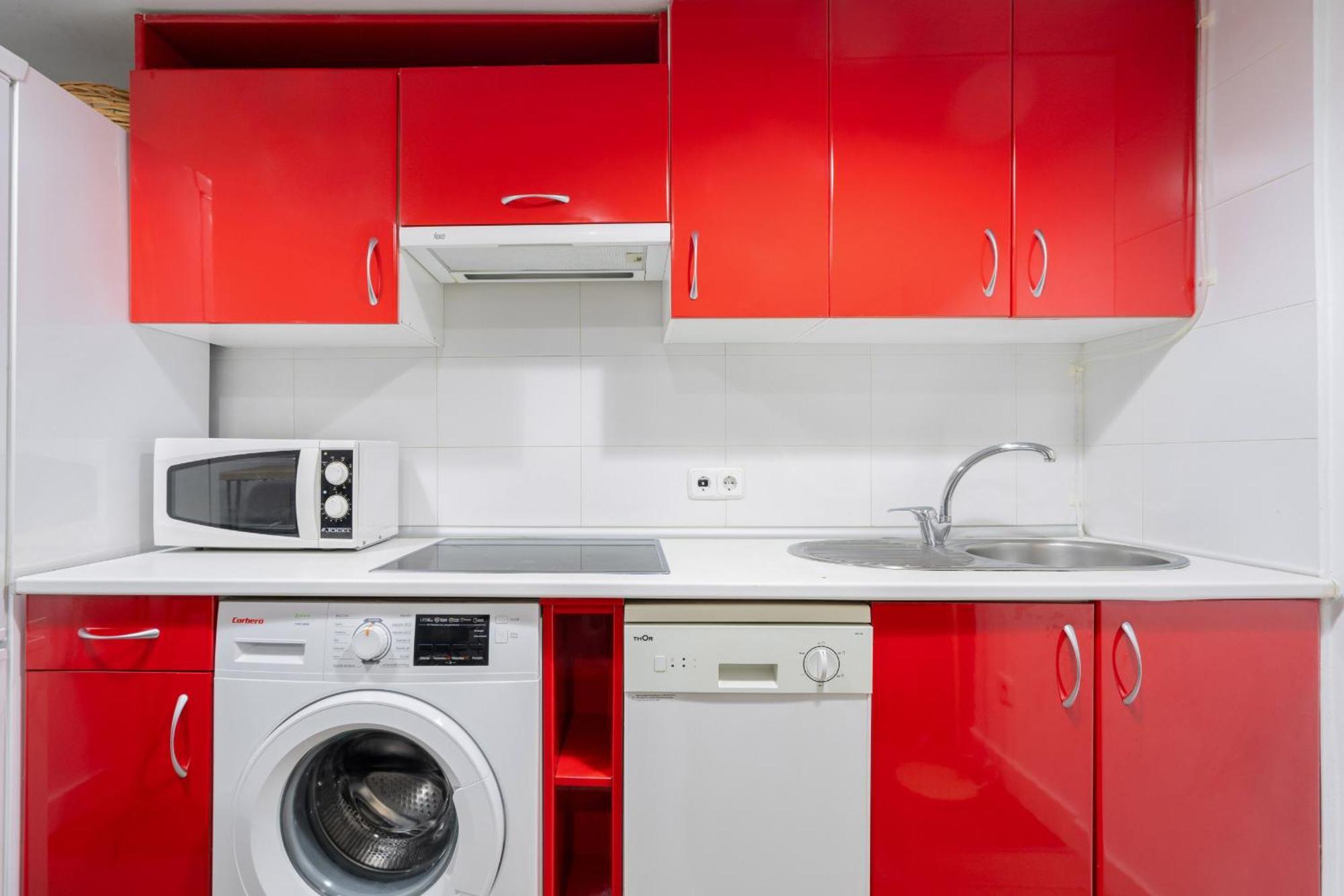 Apartamento En Chueca Para 4 Personas Alquiler Temporal Madrid Extérieur photo